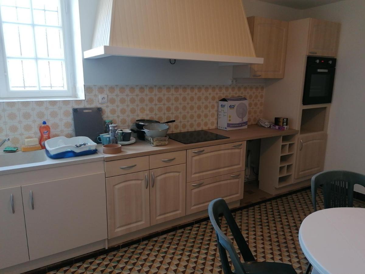 Chambre Parentale Chez L'Habitant Saint-Corneille Buitenkant foto